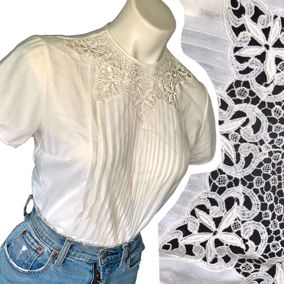 Vintage Tops - v i n t a g e :: 50s Pleated Cutout Lace Nylon Blouse ILGWU